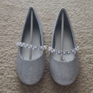 NWT Silver Little girl size 13 Mary Jane Ballerina Flat dress shoes